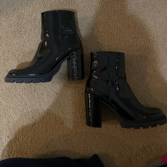 Steve Madden Black Leather Booties - Picture 5 of 7